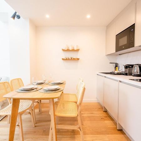 Le Duplex Vaugelas Atypique En Plein Centre Ville Annecy Luaran gambar