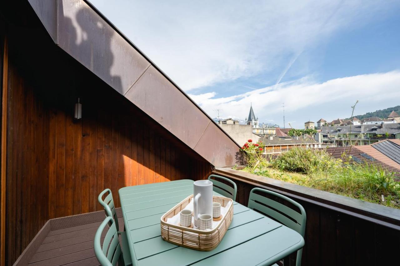 Le Duplex Vaugelas Atypique En Plein Centre Ville Annecy Luaran gambar