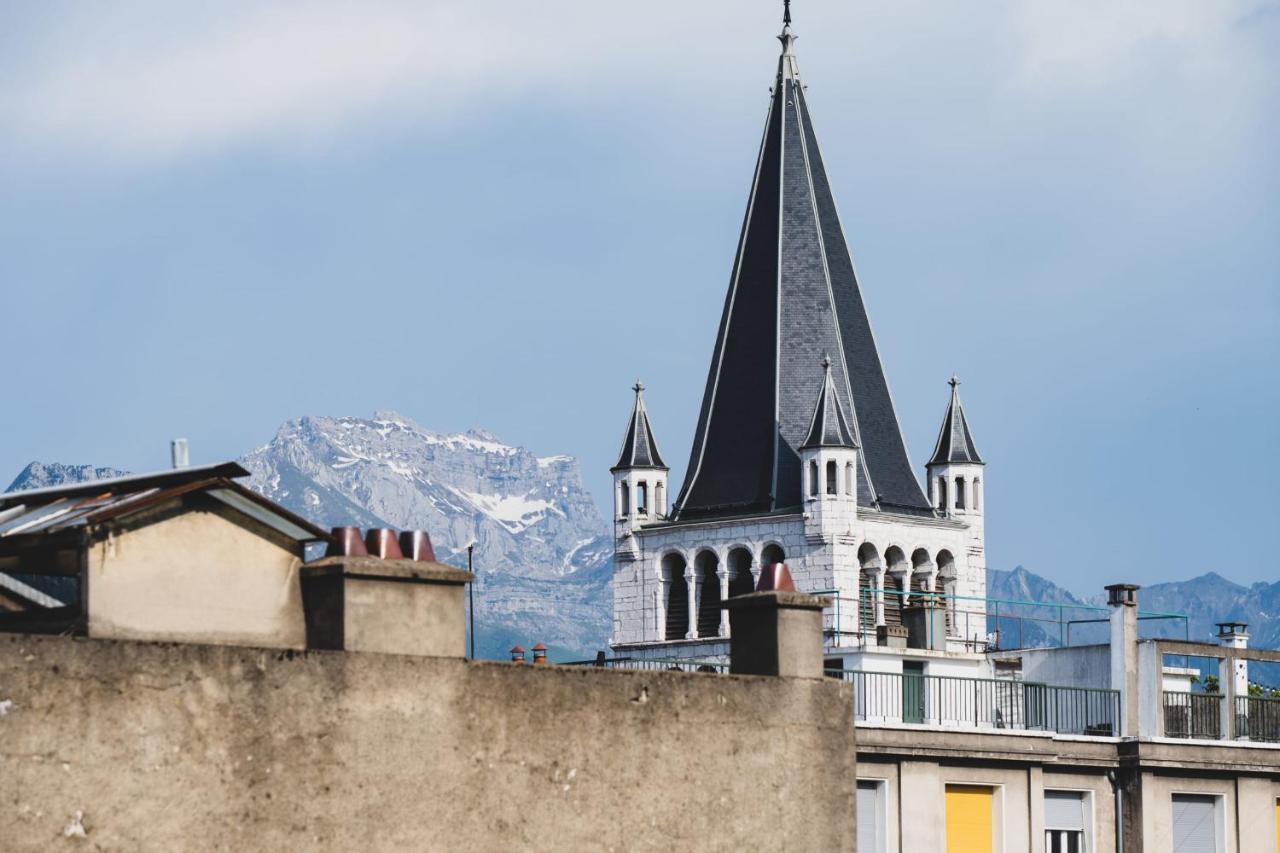 Le Duplex Vaugelas Atypique En Plein Centre Ville Annecy Luaran gambar